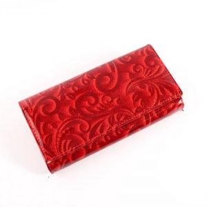 Луксозно дамско портмоне от естествена кожа лачено 32935